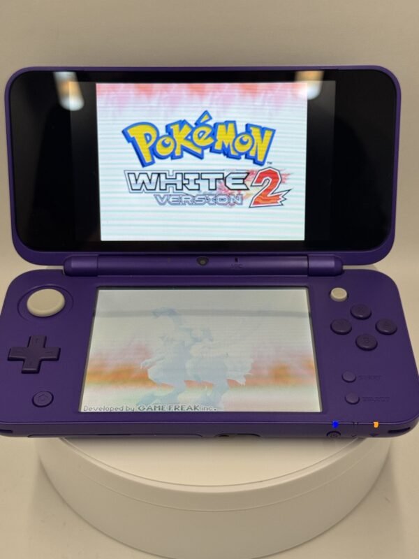 Nintendo  2ds XL Loaded with games - Image 3