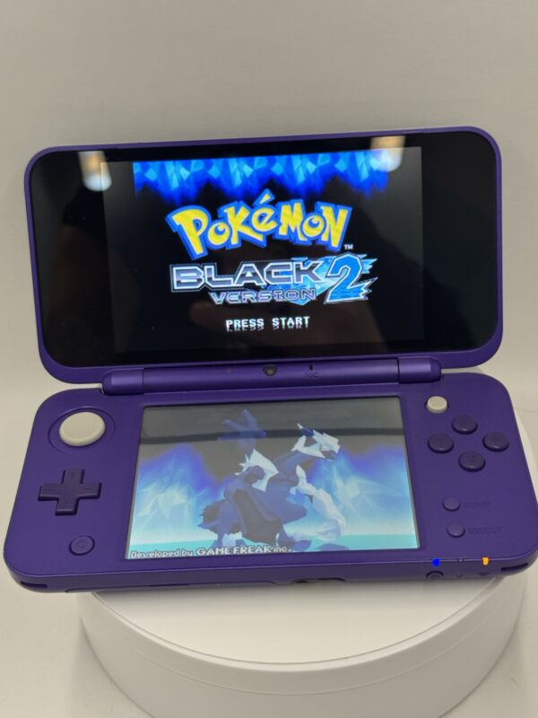 Nintendo  2ds XL Loaded with games - Image 6