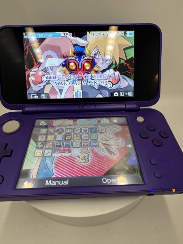Nintendo  2ds XL Loaded with games - Image 12
