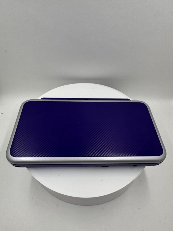 Nintendo  2ds XL Loaded with games - Image 7